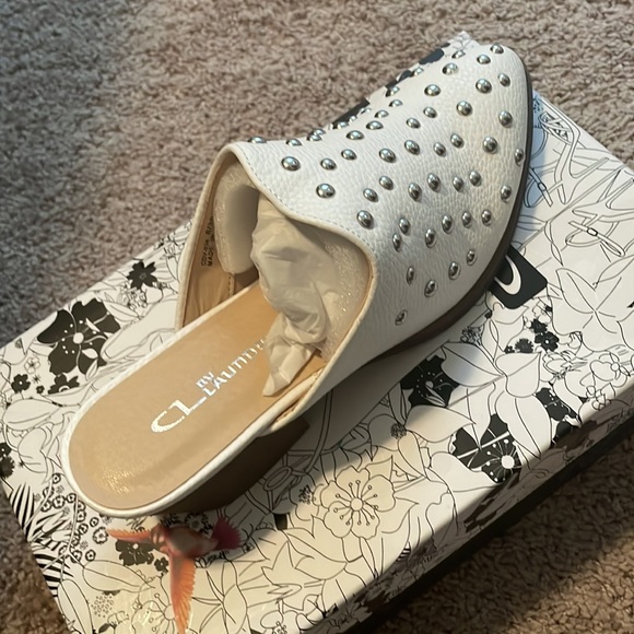 New CL by Laundry Cooper white studded heeled mules - Picture 7 of 11